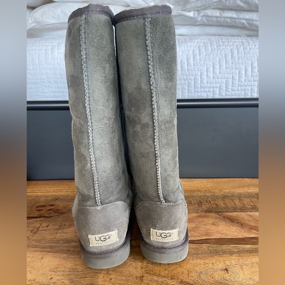 UGG Classic Tall Gray Boot - Picture 2 of 6
